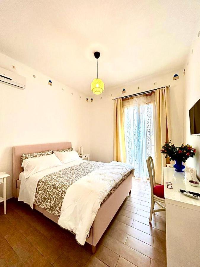 Sant'Agostino Suites & Rooms マツァーラ・デル・ヴァッロ エクステリア 写真